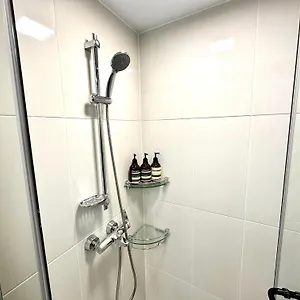 4* Aparthotel 노벰버스테이 인 랜드마크